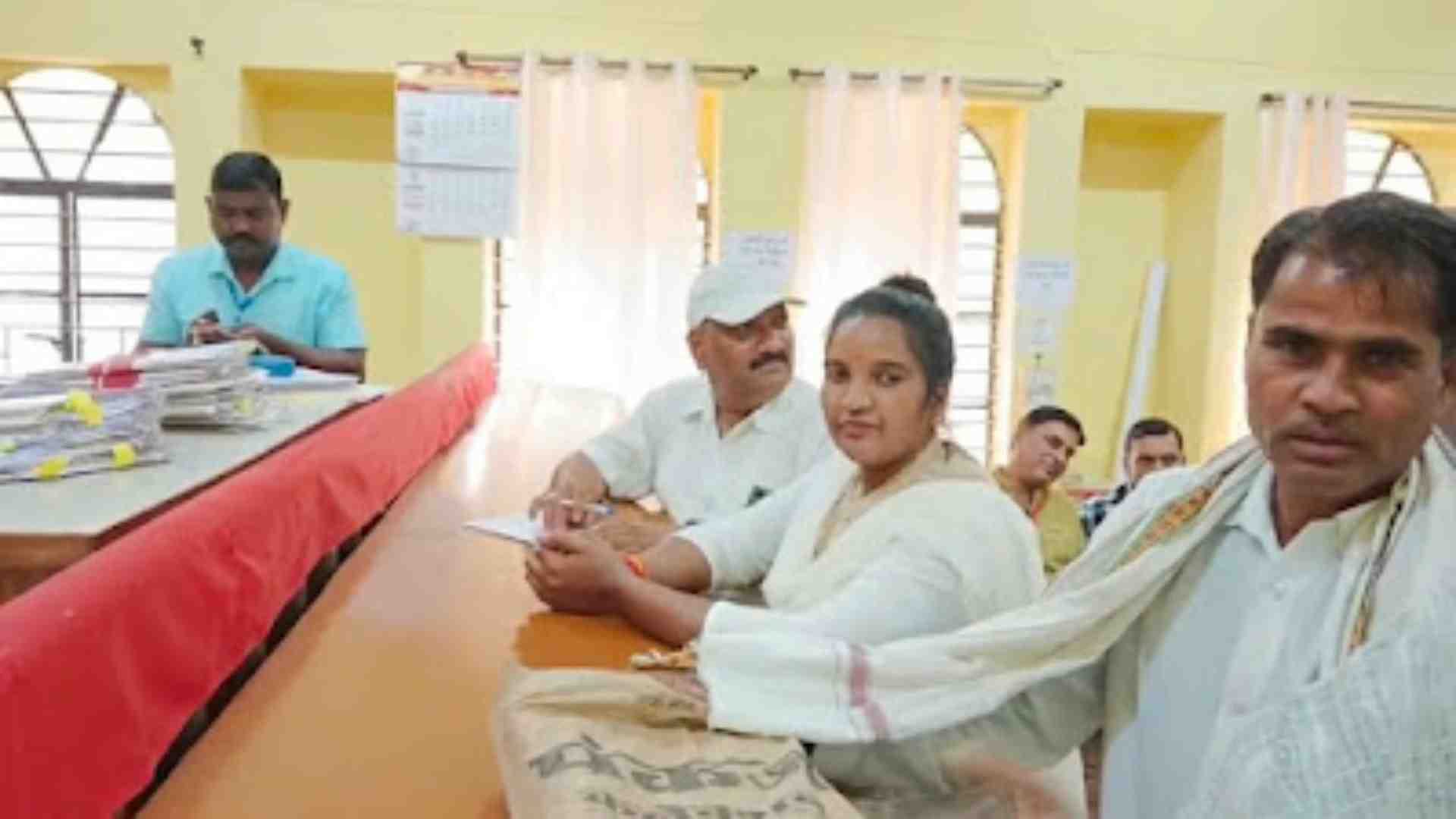 महिला नेता रोशनी सिंह