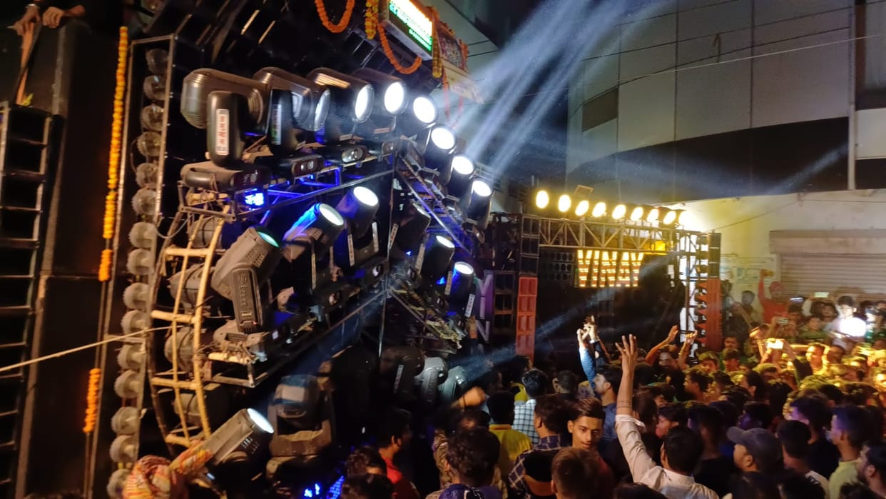 Mirzapur News: Old man dies of heart attack during DJ competition in Bhadohi and Prayagraj