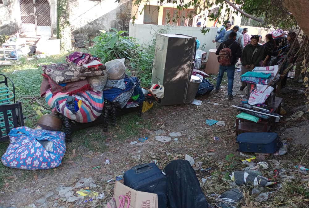 Dehradun Enemy Property Kabul House families living from 70 Years Now Homeless Crying Badly
