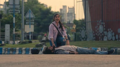 PI Meena Review in Hindi by Pankaj Shukla Tanya Maniktala Parambrata Chattopadhyay Debaloy Bhattacharya