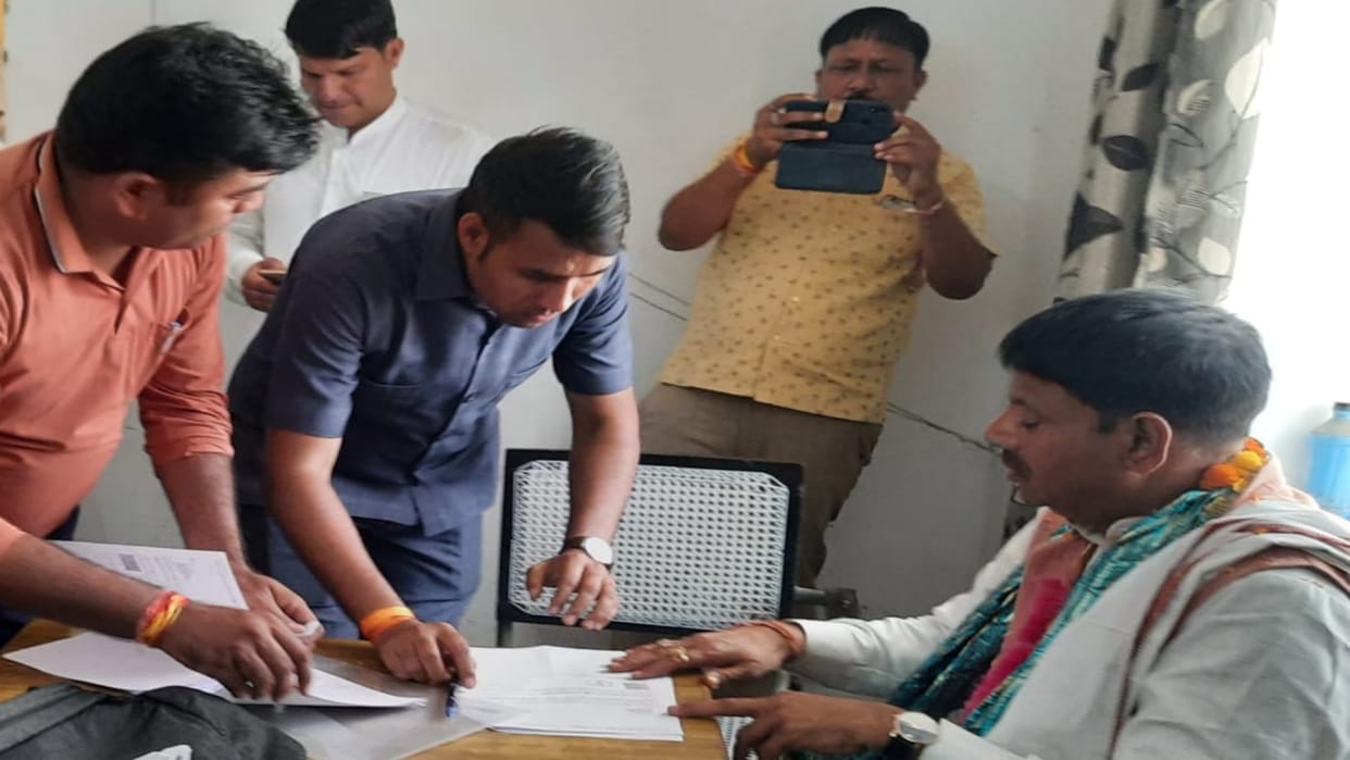 Rajasthan Election ED issues notice to gunmen and supporters of MLA Omprakash Hoodla
