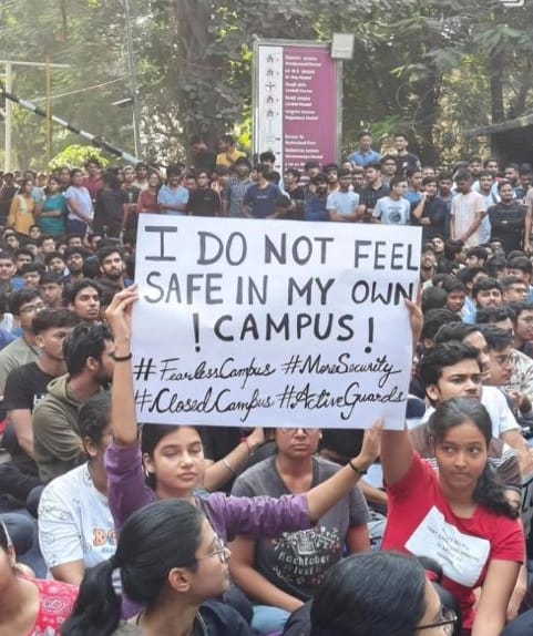 BHU chaos captured in pictures, many cameras are damaged, even night vision cameras are not working