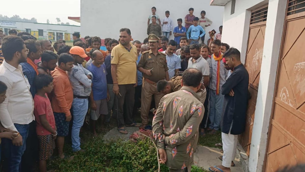Young man murdered and body tied with hands thrown in field in Deoria