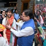 देहरादून में लगा धीरेंद्र शास्त्री का दरबार