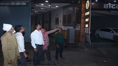 Earthquake In Aligarh: ठीक एक महीने बाद फिर कांपी धरती, अलीगढ़ में लगे भूकंप के झटके Earthquake shocks in Aligarh