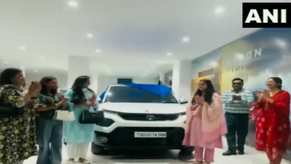 Owner of pharma company in Panchkula gifted cars to his employees before Diwali