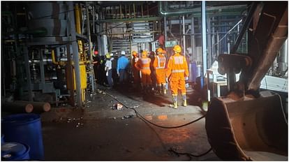 Maharashtra: रायगढ़ में फार्मा फैक्ट्री में भीषण धमाका, चार लोगों की हुई मौत an explosion occurred last night at Mahad MIDC in Raigad district, maharashtra news update