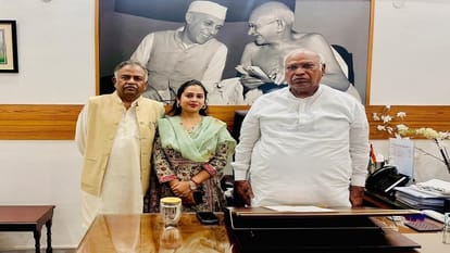 Former MP Ravi Prakash Verma joined Congress party after resigning from SP Lakhimpur Kheri