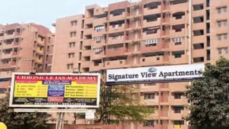 DDA starts efforts to demolish Signature View Apartment