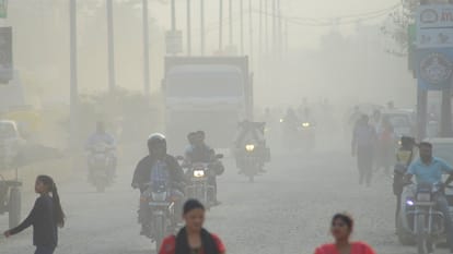 Pollution level increases in Bareilly due to smog