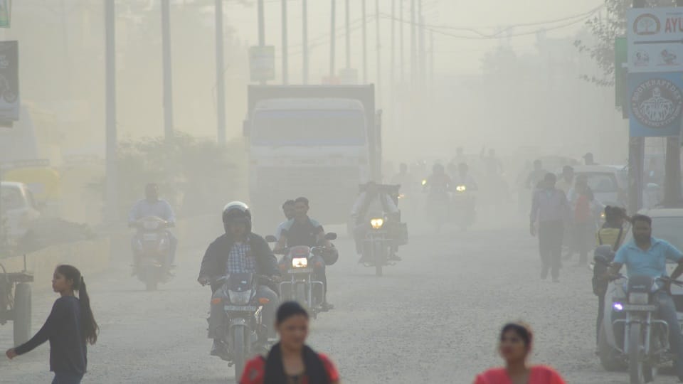 US scientist said Smog towers, cloud seeding not solution to India's air pollution problem