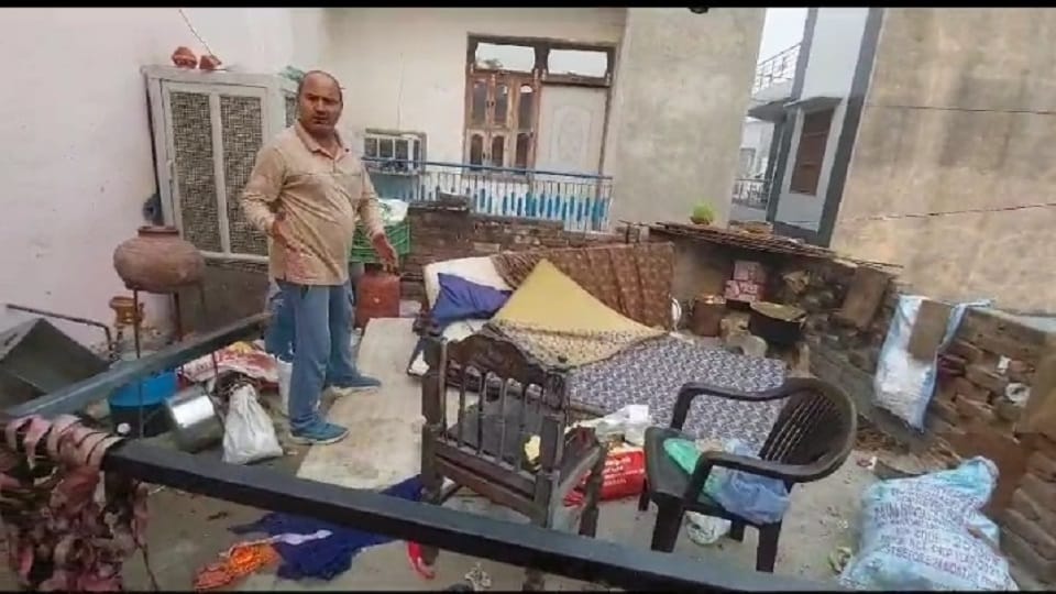Two youths who were making firecrackers died in a blast in Delhi