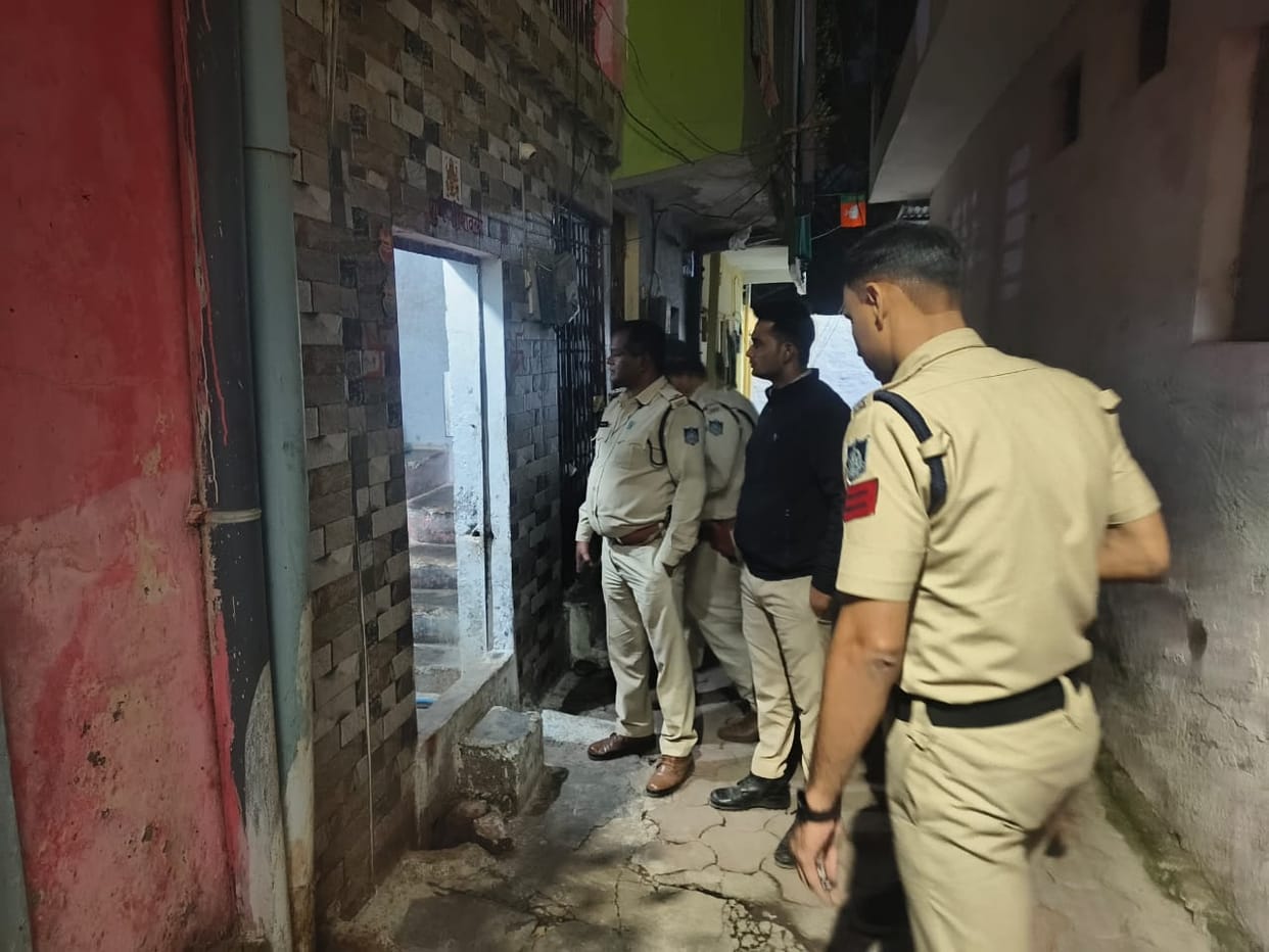 Bhopal News: Election action of Bhopal Police, 521 miscreants caught in midnight raid