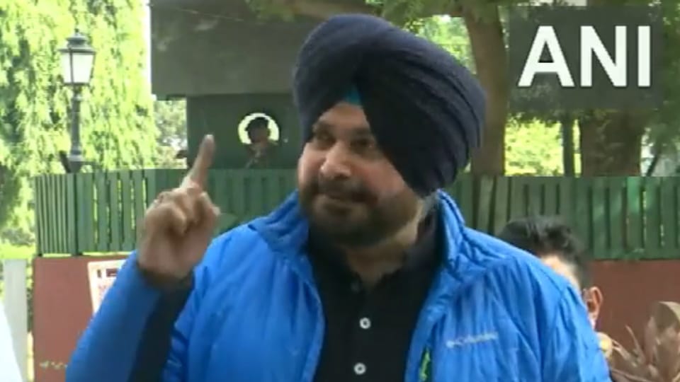 Navjot Sidhu took dig his opponents, post comment on X