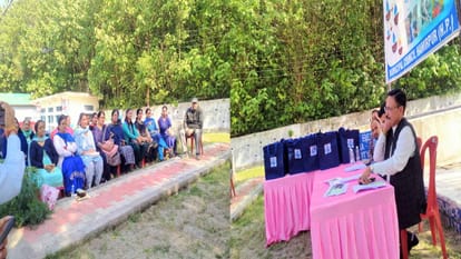 In the Jal Diwali program, knowledge was distributed to women to protect drinking water sources from contamina