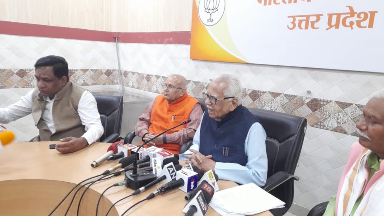 Ex Governor of Uttar Pradesh Ram Naik addressed media in Lucknow.