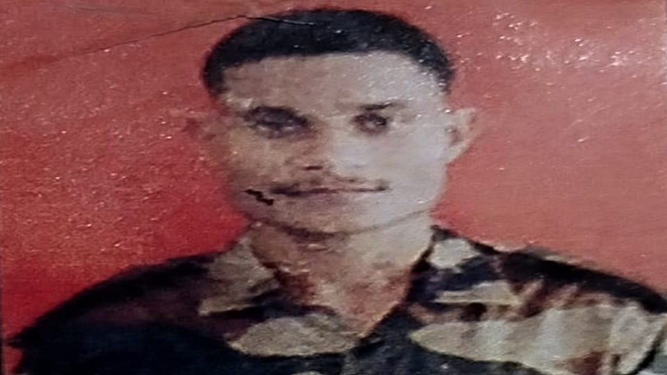 Army personnel dies after falling from train