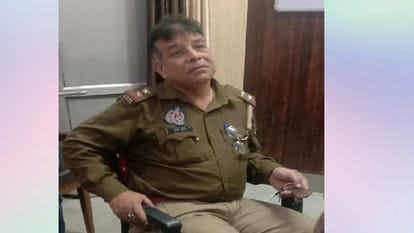 Rampur: Inspector arrested for taking bribe of ten thousand rupees, anti corruption team raided