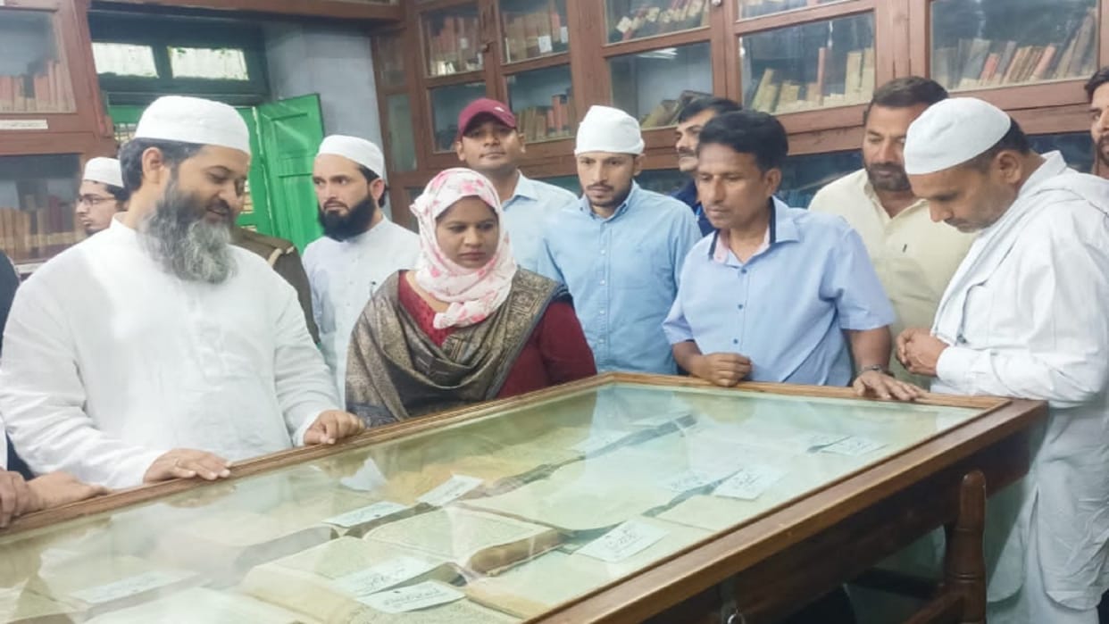National Minority Commission member Syed Shehzadi reached Darul Uloom and got information about education