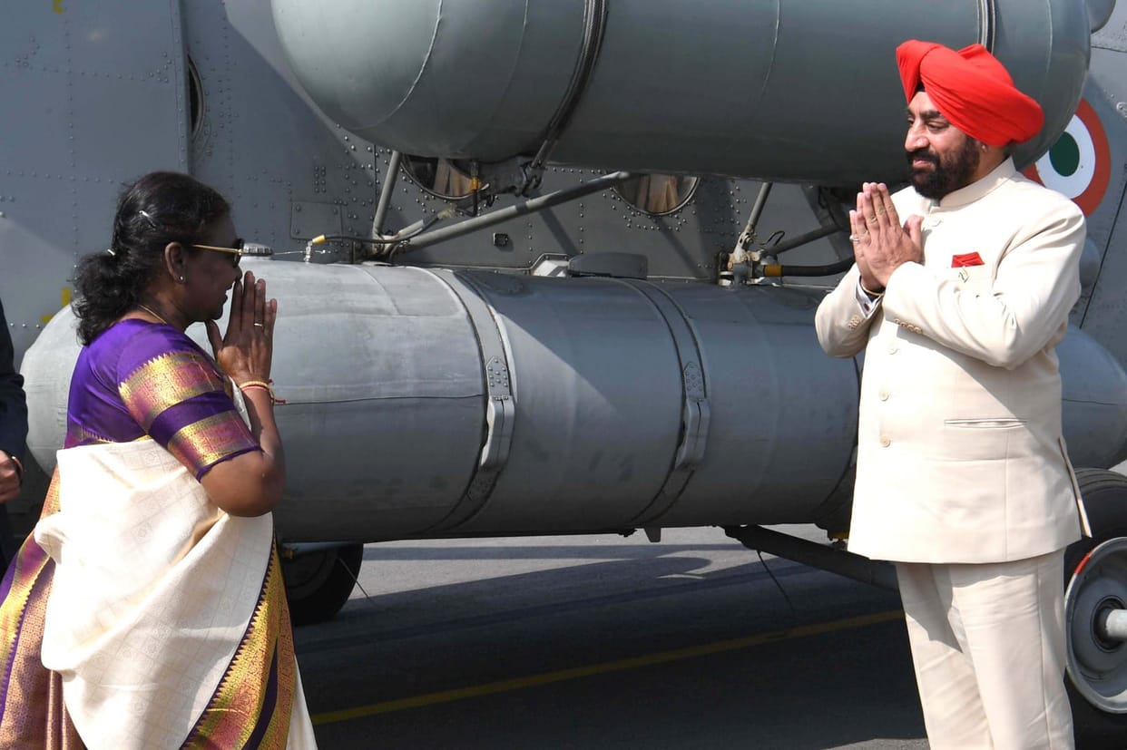 President Droupadi Murmu reached Uttarakhand Today For three day visit for Attended Many Programs
