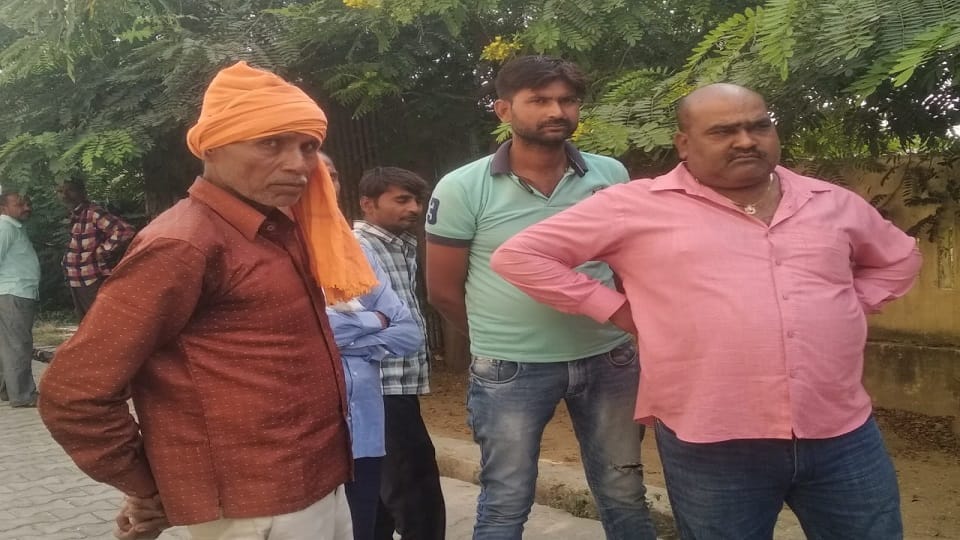 Three people died after tractor collided with ambulance on highway in Shahjahanpur