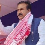 असम के पुलिस महानिदेशक जीपी सिंह और कांग्रेस विधायक आफताबुद्दीन मोल्लाह (फाइल)