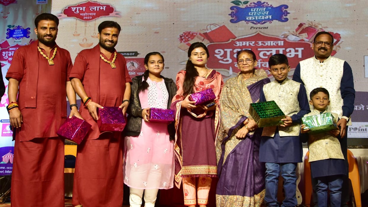Amar Ujala Carnival: Triveni sings, plays and dances on the banks of emotions