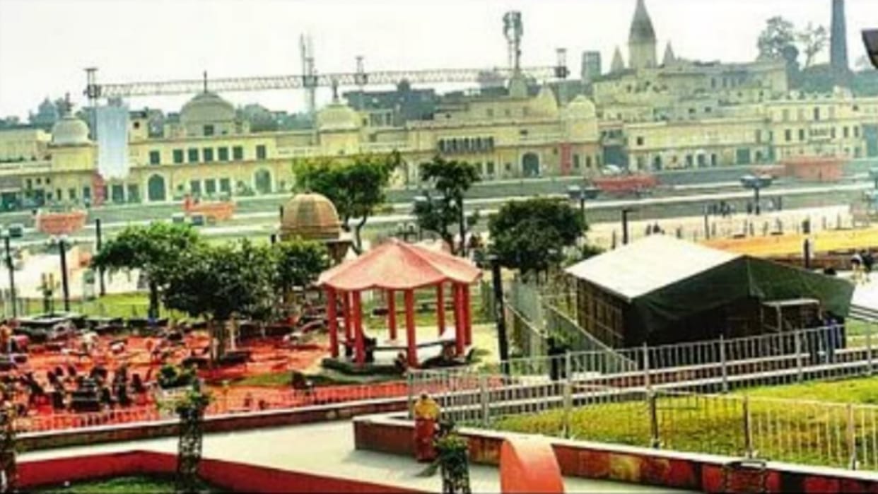 Ayodhya is being prepared for Deepwali celebration.