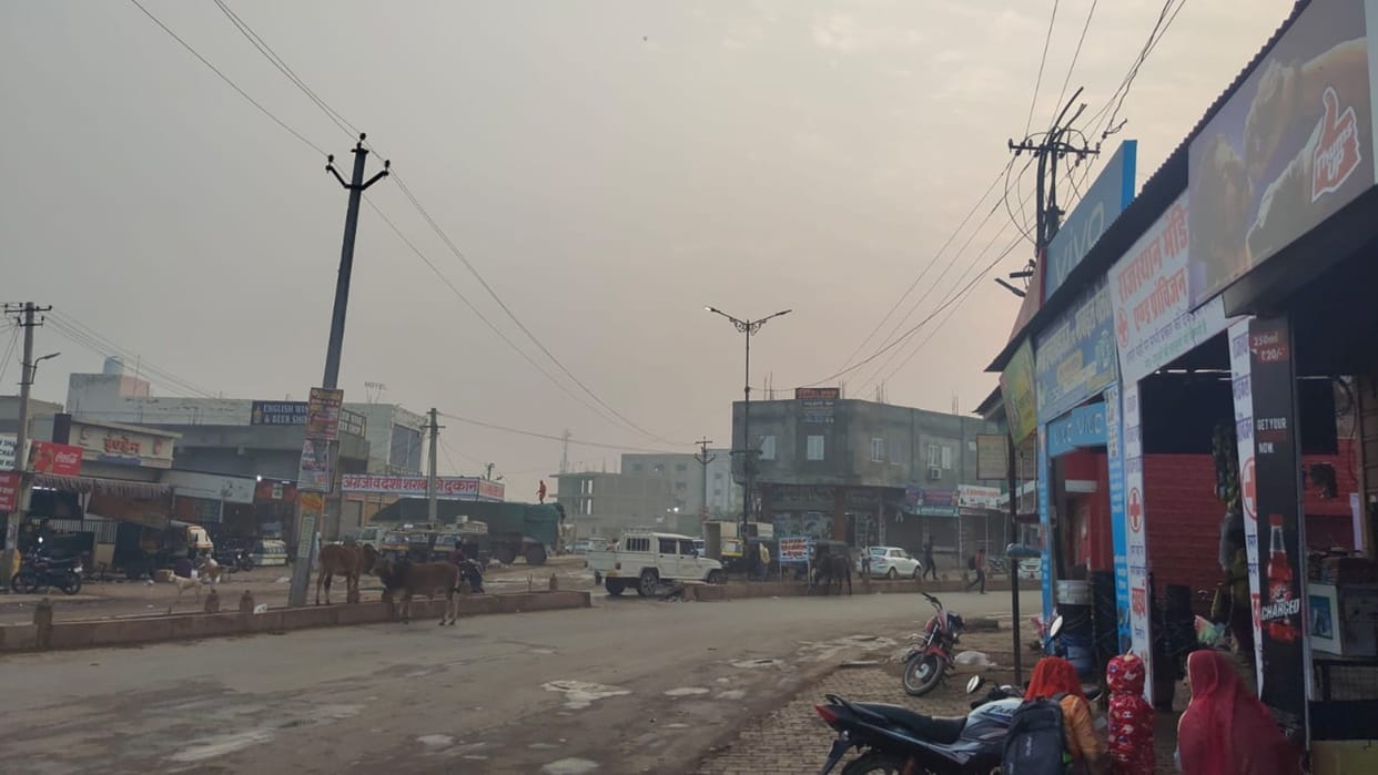 Winter starts with fog in Pokhran