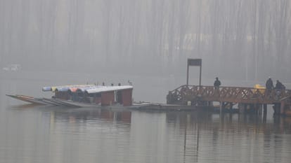 Weather Update: Fog in Srinagar clear weather in Jammu possibility of rain in some areas from November 27