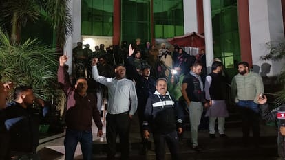 Former minister chaudhary lal singh arrested: his wife kanta andotra fell unconscious supporters protest