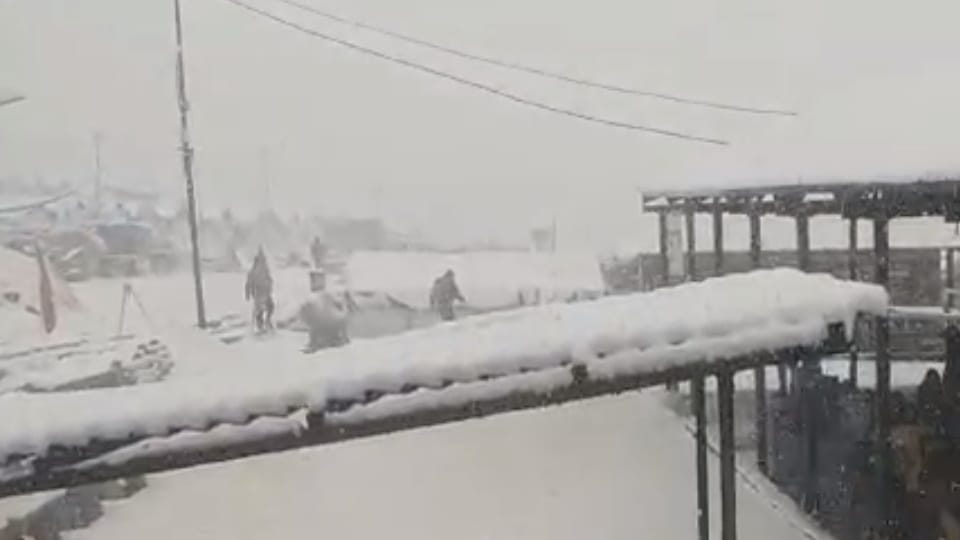 Uttarakhand Weather temperature reaches minus 8 degrees in Kedarnath water starts freezing in Gangotri