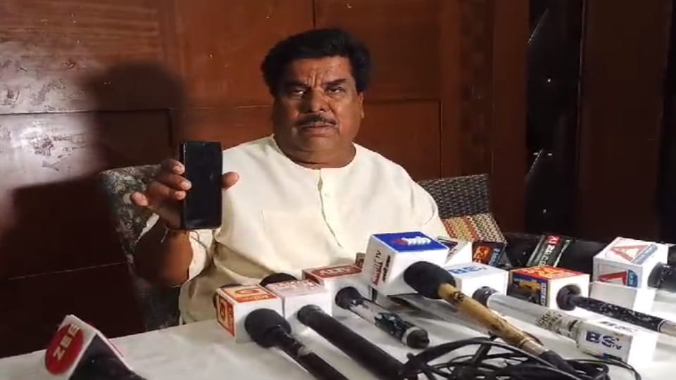 पूर्व विधायक अरुण तिवारी ने जारी किया ऑडियो