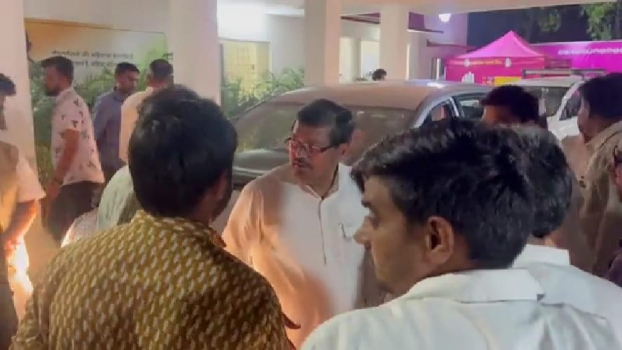 Rajasthan Election 2023: Congress sent Mukul Wasnik to Rajasthan to stop the rebellion
