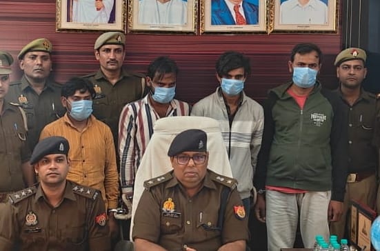 A younger brother along with three friends killed his elder brother