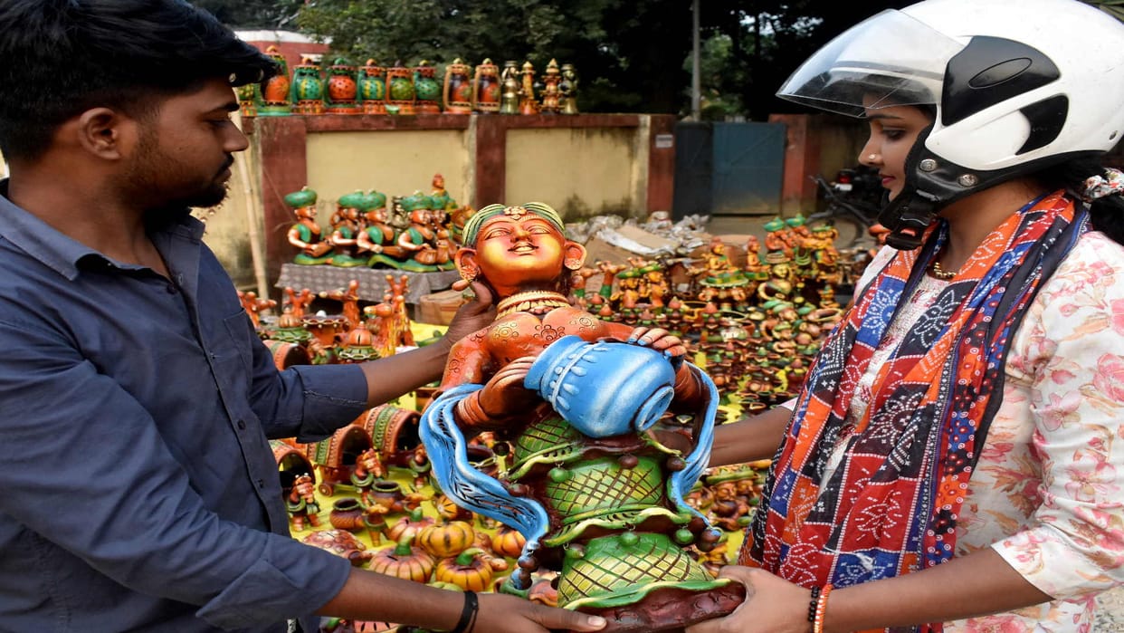 Terracotta stall set up in Khadi Mahotsav organized at Sugarcane Research Institute Lucknow