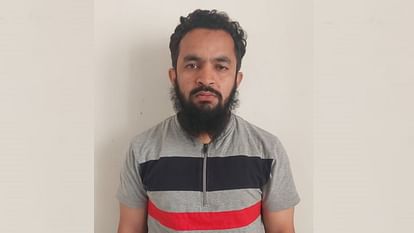 UP News: एटीएस ने आईएस के एक और संदिग्ध को छत्तीसगढ़ से किया गिरफ्तार, ट्रांजिट रिमांड पर लाया जा रहा लखनऊ UP ATS arrested one more ISIS man from Chhattisgarh.