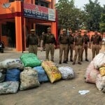 बरामद अवैध पटाखे और अन्य सामान