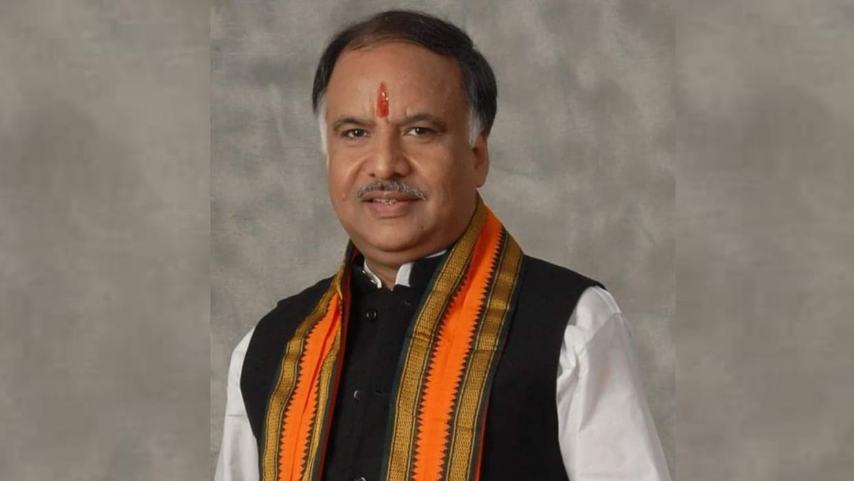 Claim for Lucknow East Assembly seat intensifies People close to MP Rajnath Singh may get ticket