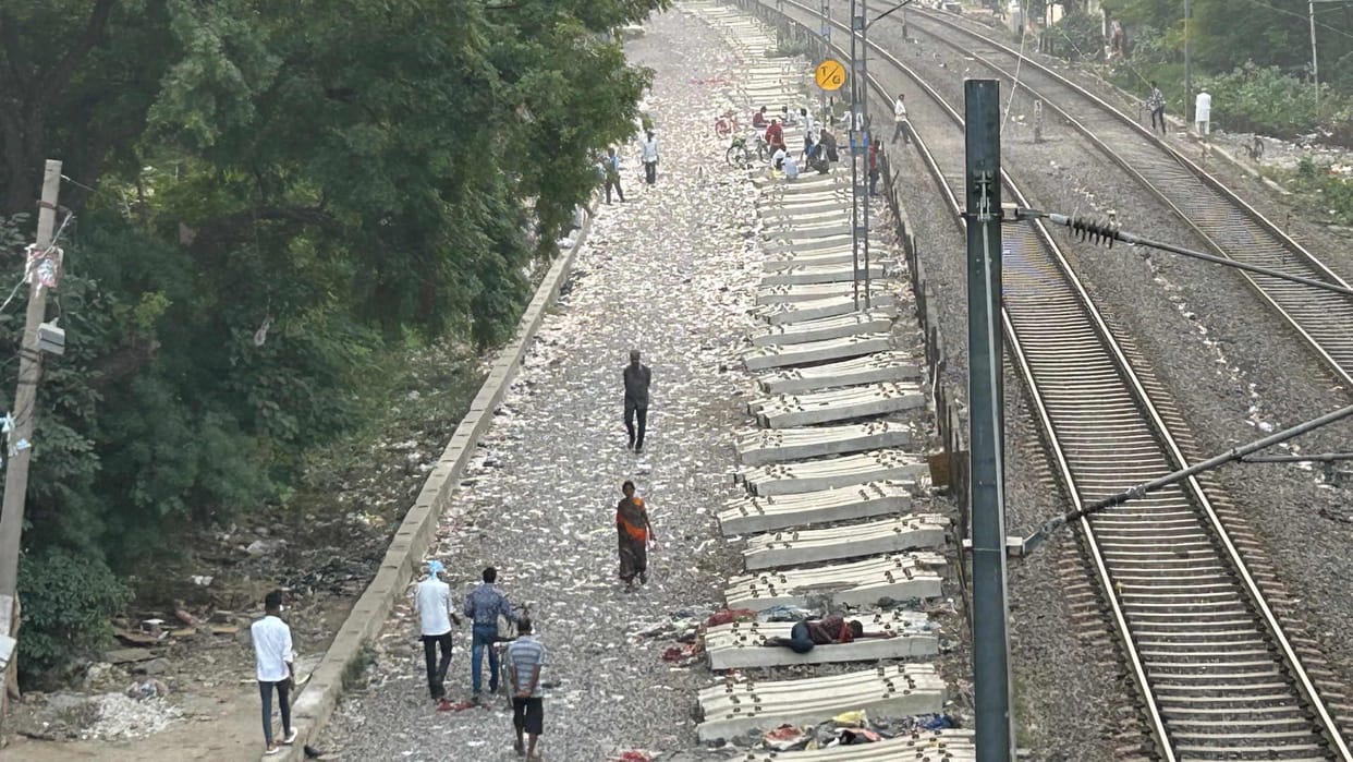 Work on laying third line between Domingarh and Gorakhpur Junction begins
