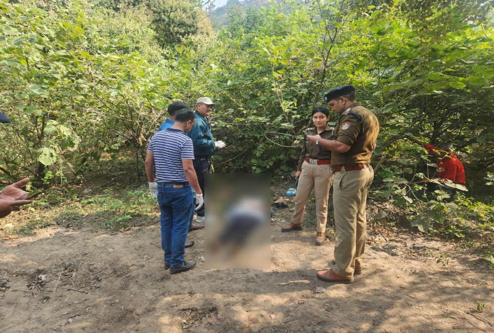 Haridwar Crime News: Woman murdered and dead body thrown in forest near Chandi Devi footpath