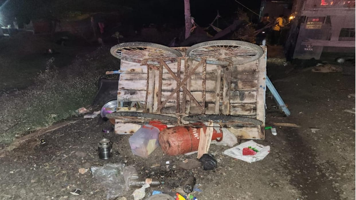 Trolley driver crushed two including a woman in malhargarh