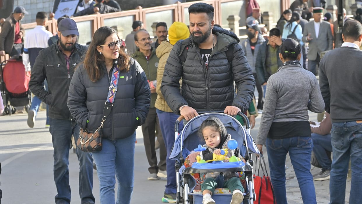 Himachal News: Tourist Booking in hotels in Shimla for Diwali Celebration