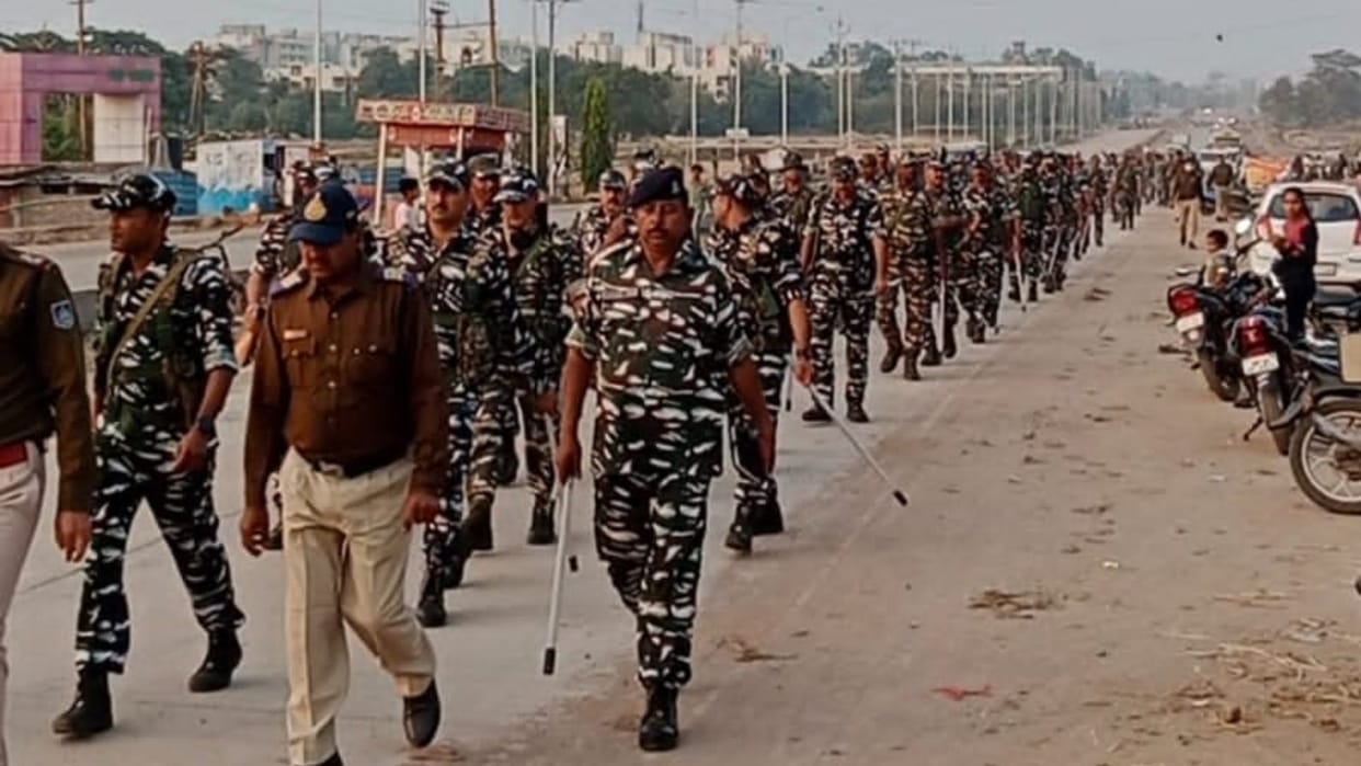 MP Election 2023: Flag march of central forces in sensitive areas of Bhopal, local police also involved