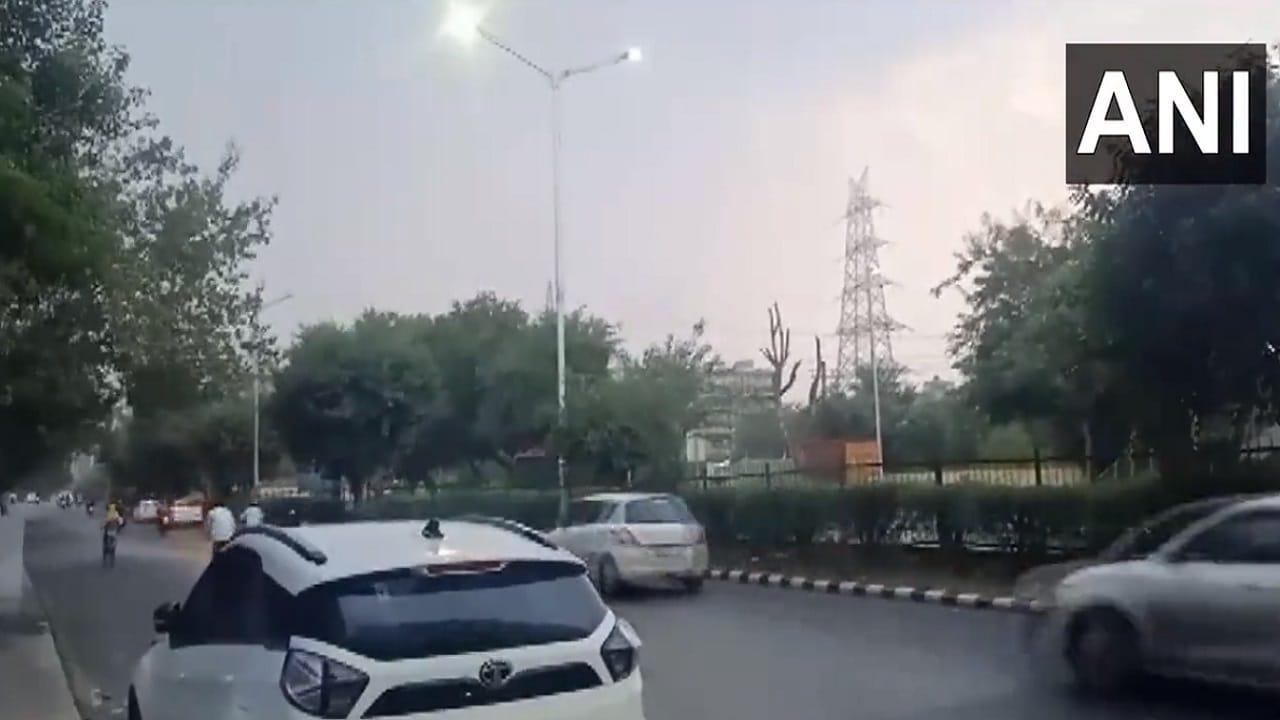 Delhi Rain: See Delhi NCR After Rain In Pictures Huge Decline In PM 2.5 Particles, Delhi AQI Today