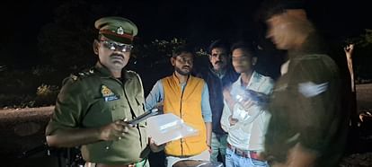 Accident in Hardoi: दो अलग-अलग हादसों में छह की मौत, रोडवेज बस की चपेट में आए बाइक सवार, मचा कोहराम Accident in Hardoi, Six killed in two separate accidents, bike riders hit by roadways bus, chaos created