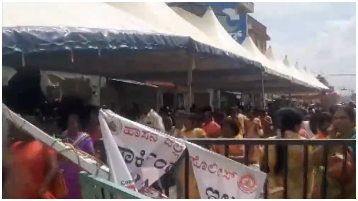 Karnataka news and updates Hassan Hasanamba Temple stampede Electric wire shock several injured