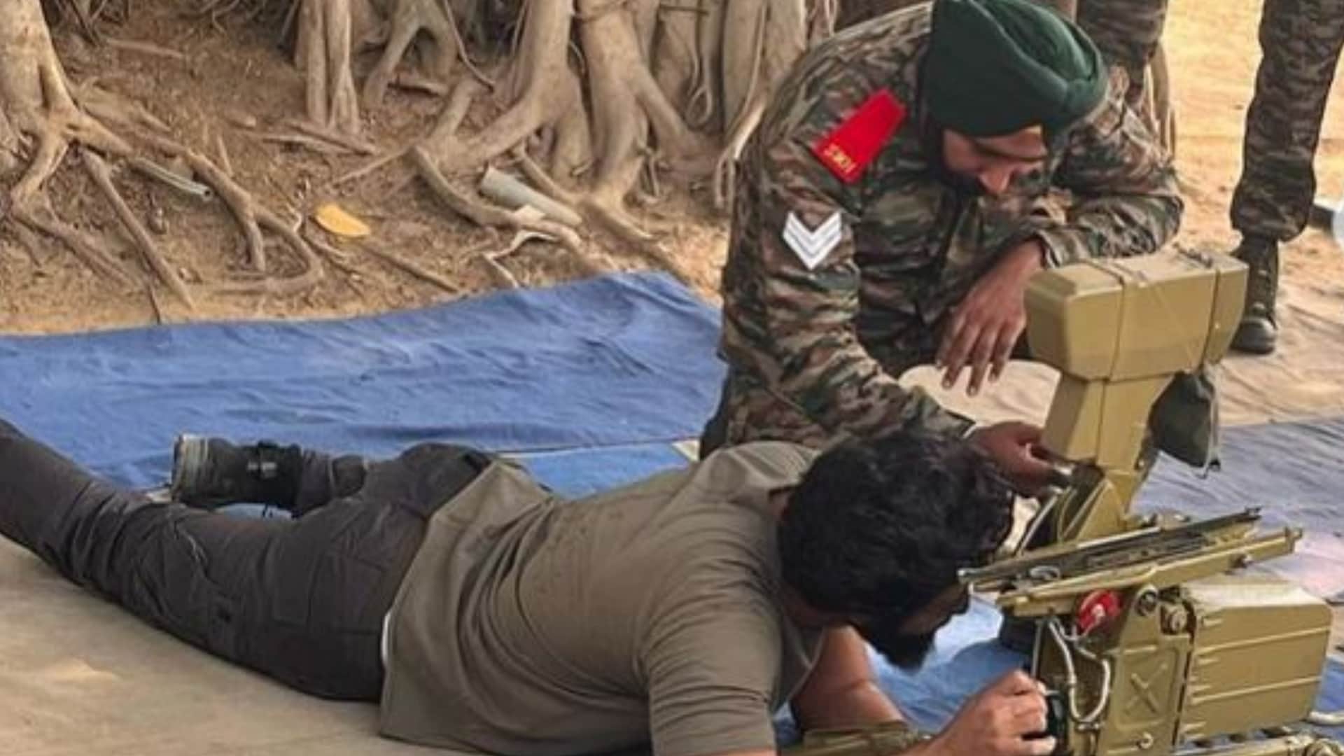 Sam Bahadur actor vicky kaushal stunts on fire and done obstacle training drills with army officers