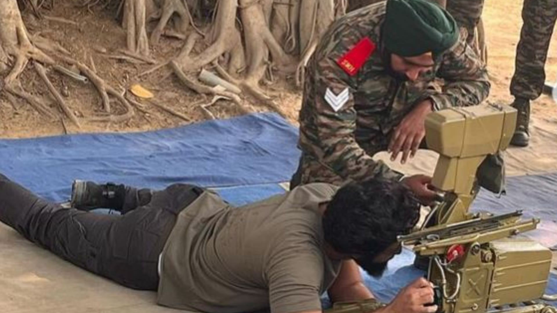 Sam Bahadur actor vicky kaushal stunts on fire and done obstacle training drills with army officers