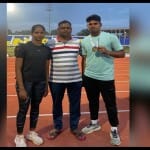 पिता रामाधार के साथ बेटी प्रतीक्षा और बेटा गौरव पटेल।